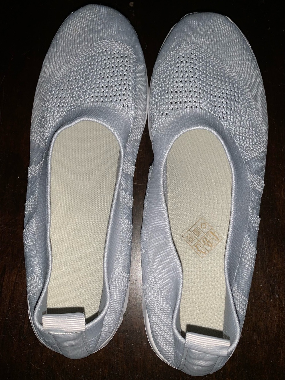 Comfort Knit Slip-On Lightweight Sneakers - Light Gray 7.5 NWOT - Picture 7 of 10
